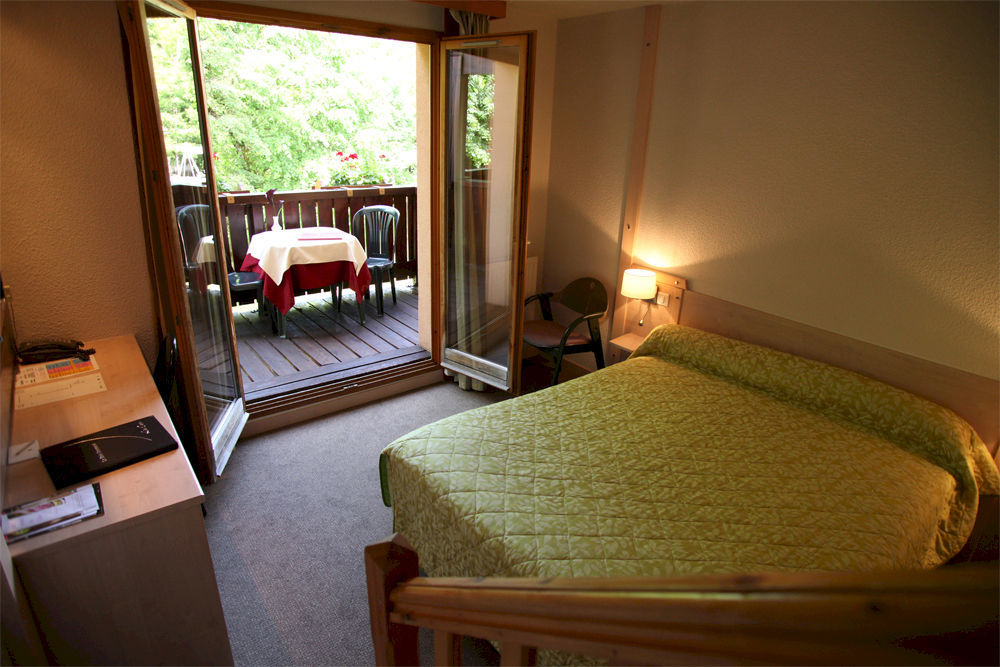 Le Bois Dormant-Hotel Restaurant & Spa Logis Hotel シャンパニョル エクステリア 写真